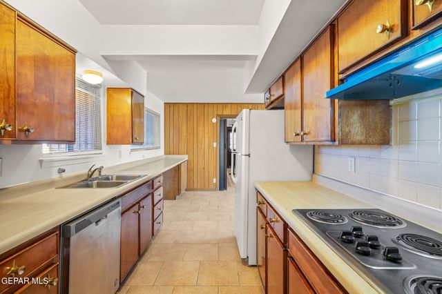 5313 Bastille Avenue, El Paso, TX 79924