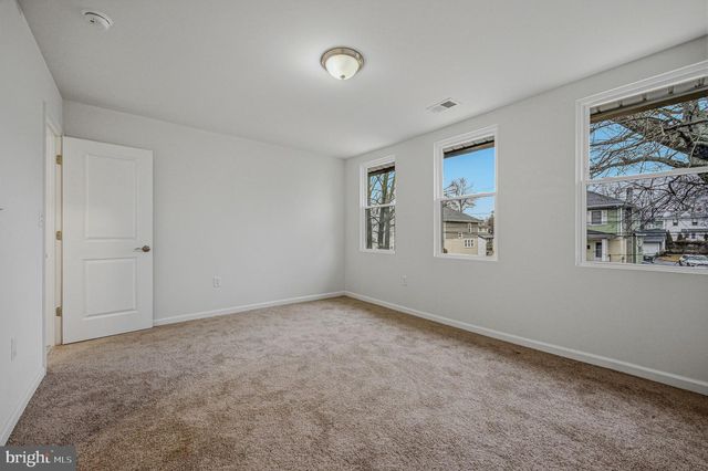 2 FRANKLIN AVE, Claymont, DE 19703