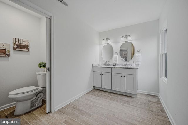 2 FRANKLIN AVE, Claymont, DE 19703