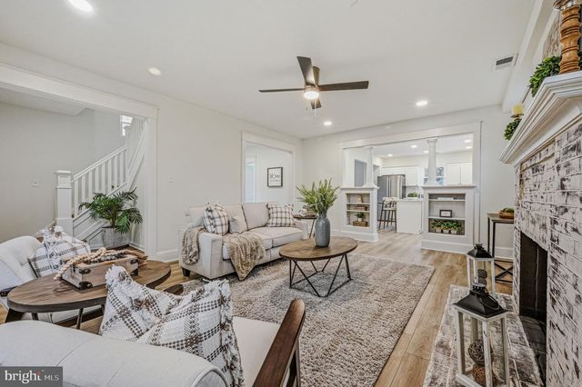 2 FRANKLIN AVE, Claymont, DE 19703