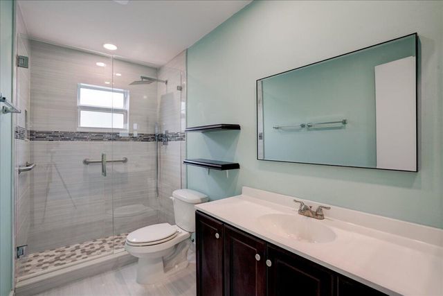 2086 SW 12th Avenue, Boynton Beach, FL 33426