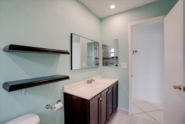 2086 SW 12th Avenue, Boynton Beach, FL 33426