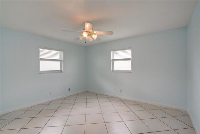 2086 SW 12th Avenue, Boynton Beach, FL 33426