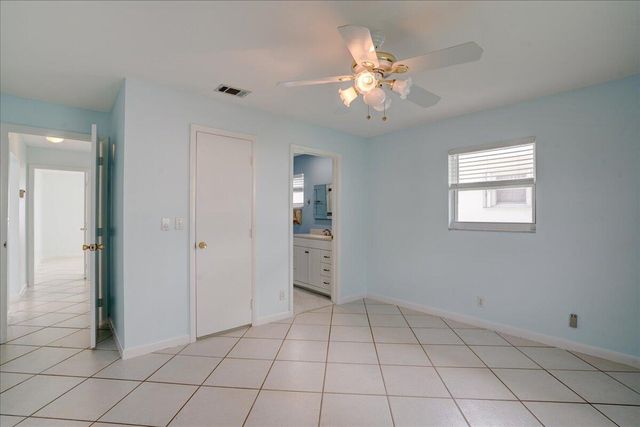 2086 SW 12th Avenue, Boynton Beach, FL 33426