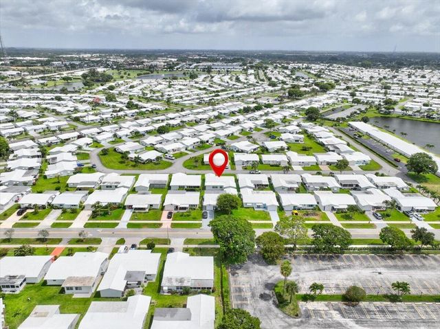 2086 SW 12th Avenue, Boynton Beach, FL 33426