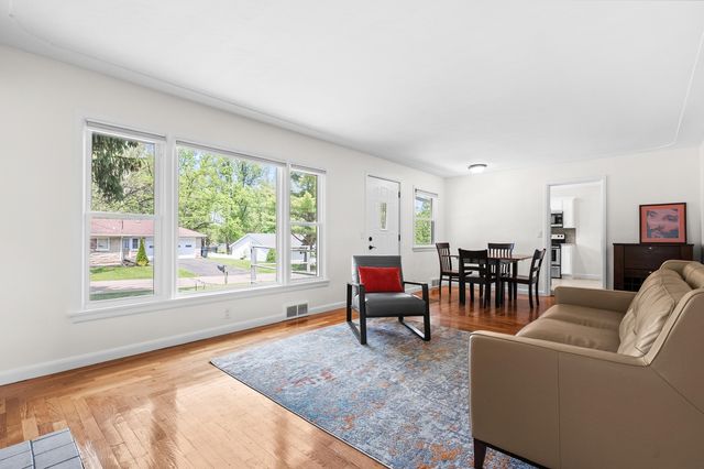 95 W Langley Road W, Battle Creek, MI 49015