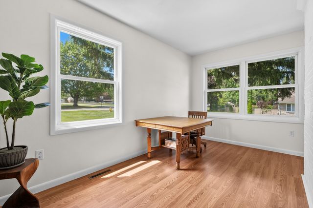 95 W Langley Road W, Battle Creek, MI 49015