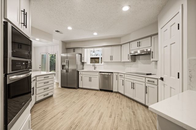17 Cypress Court, Trophy Club, TX 76262