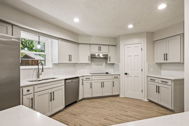 17 Cypress Court, Trophy Club, TX 76262
