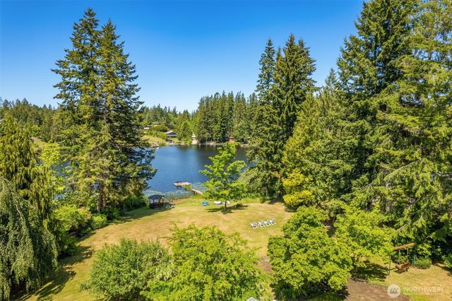 8203 Lakewood Road, Stanwood, WA 98292