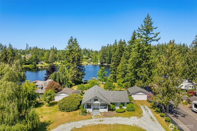 8203 Lakewood Road, Stanwood, WA 98292