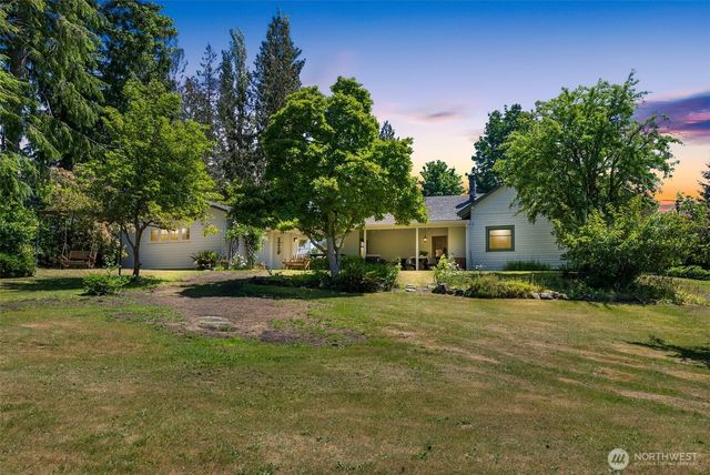 8203 Lakewood Road, Stanwood, WA 98292