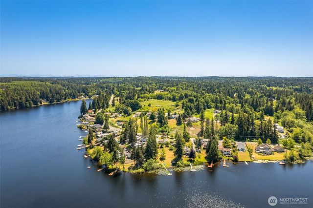 8203 Lakewood Road, Stanwood, WA 98292