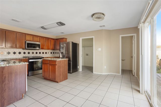 1921 Southridge Lane, Sherman, TX 75092