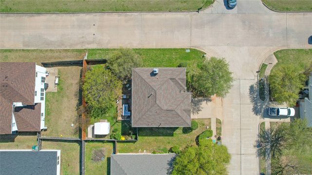 1921 Southridge Lane, Sherman, TX 75092