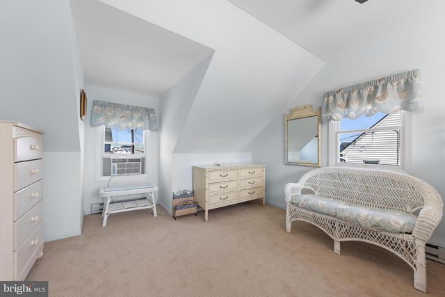 65 MYRTLE DR, Manahawkin, NJ 08050