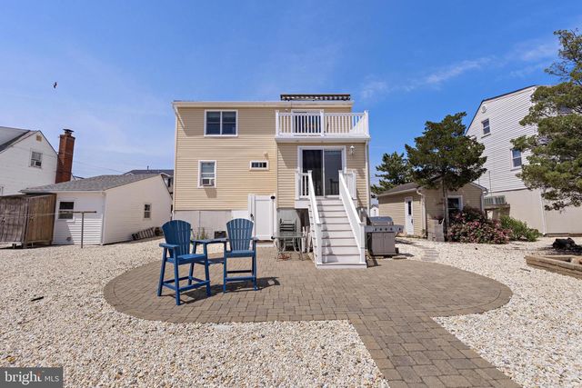 65 MYRTLE DR, Manahawkin, NJ 08050