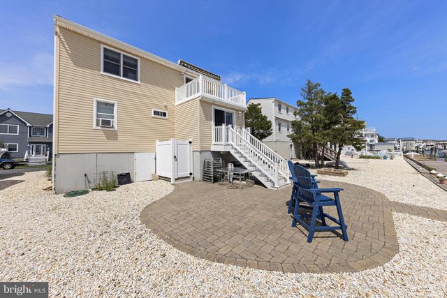 65 MYRTLE DR, Manahawkin, NJ 08050