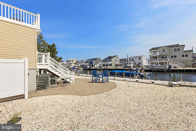 65 MYRTLE DR, Manahawkin, NJ 08050