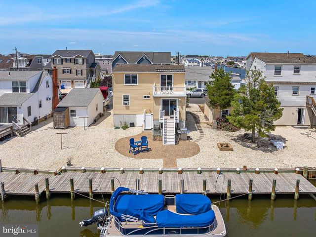 65 MYRTLE DR, Manahawkin, NJ 08050
