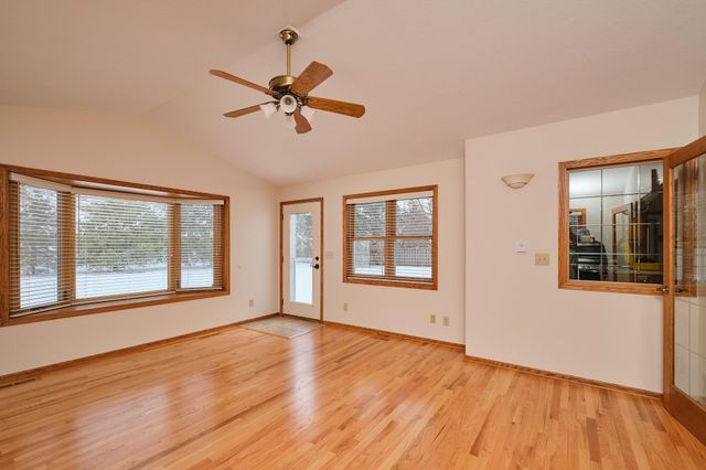 2214 Viola Heights Drive NE, Rochester, MN 55906