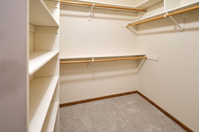 2214 Viola Heights Drive NE, Rochester, MN 55906