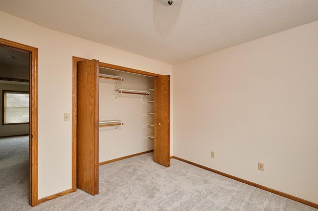 2214 Viola Heights Drive NE, Rochester, MN 55906