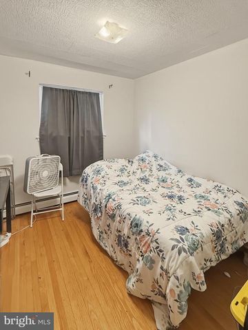 562 LARKSPUR ST, Philadelphia, PA 19116