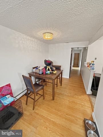 562 LARKSPUR ST, Philadelphia, PA 19116