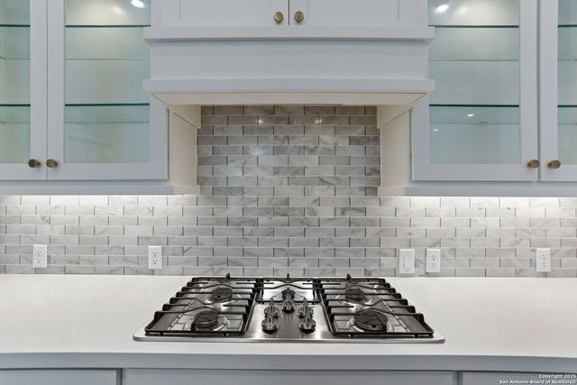 10016 Rebecca Place, Boerne, TX 78006