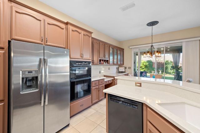 117 Bachman Way, Folsom, CA 95630