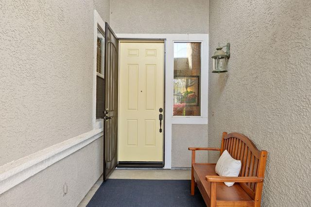 117 Bachman Way, Folsom, CA 95630