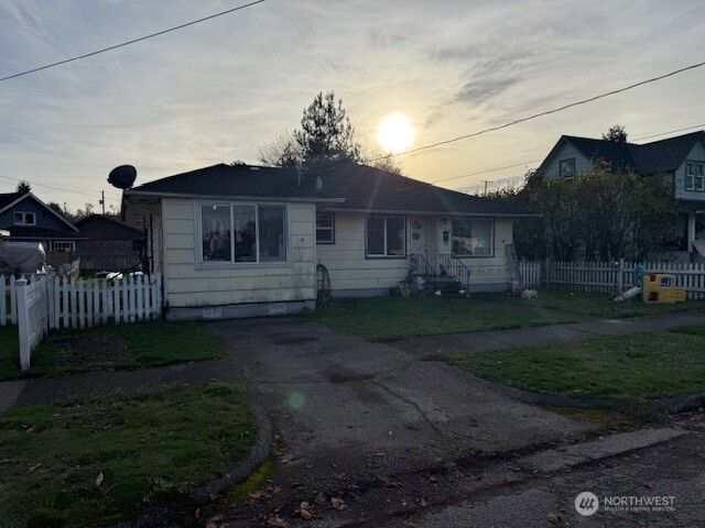 720 W Chestnut Street, Centralia, WA 98531