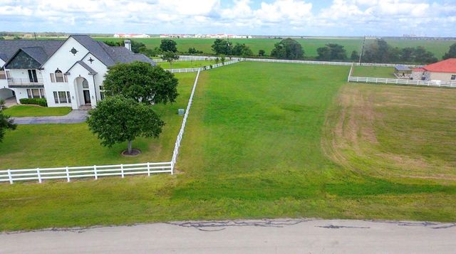 1111 Mulberry Farm Ln, Richmond, TX 77469