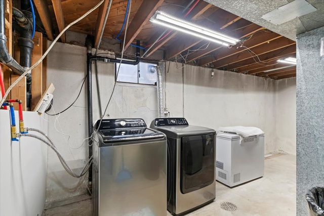 446 FERN DR, Clearfield, UT 84015