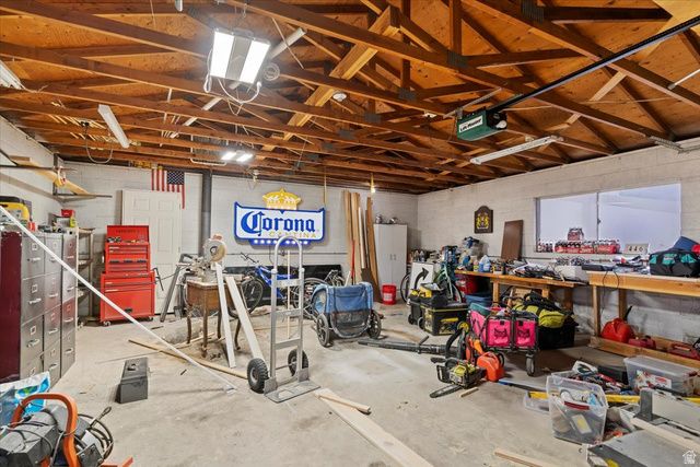 446 FERN DR, Clearfield, UT 84015