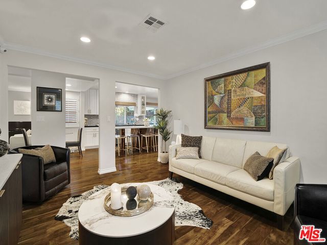 19410 Shenango Drive, Tarzana, CA 91356