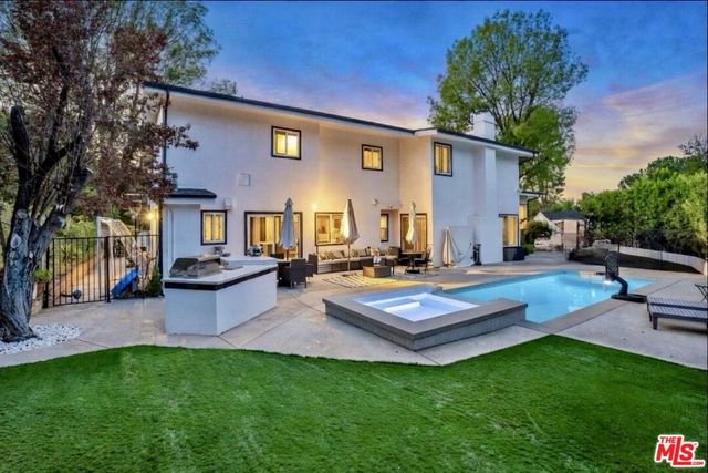 19410 Shenango Drive, Tarzana, CA 91356