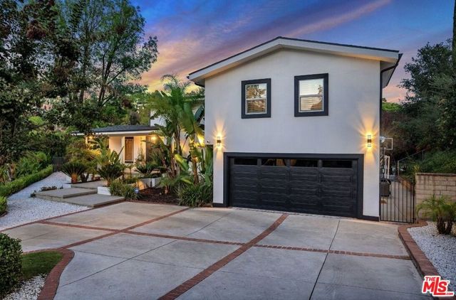 19410 Shenango Drive, Tarzana, CA 91356