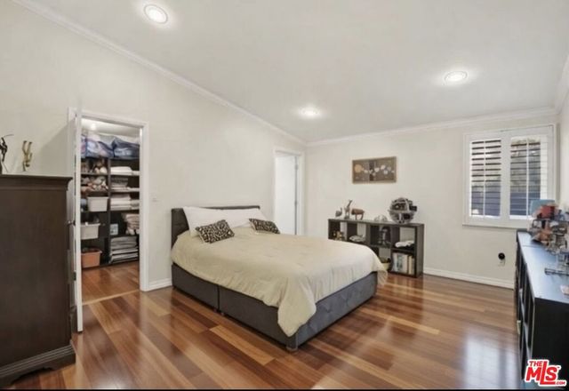 19410 Shenango Drive, Tarzana, CA 91356