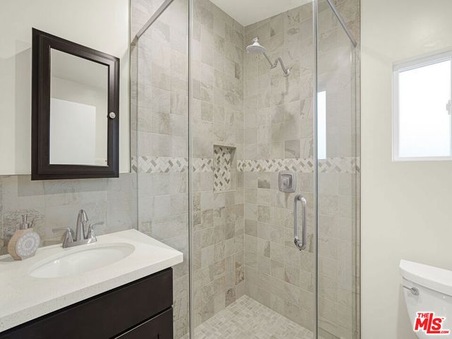 19410 Shenango Drive, Tarzana, CA 91356