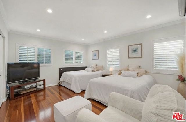 19410 Shenango Drive, Tarzana, CA 91356