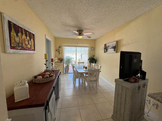 4815 Gladiator Circle, Greenacres, FL 33463