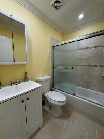 4815 Gladiator Circle, Greenacres, FL 33463