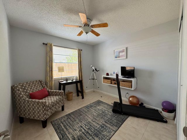 4815 Gladiator Circle, Greenacres, FL 33463