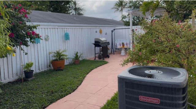 4815 Gladiator Circle, Greenacres, FL 33463