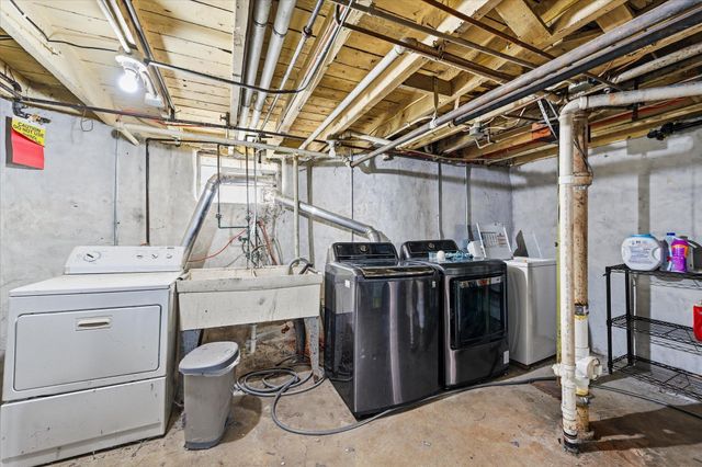 2840 28th Avenue S, Minneapolis, MN 55406