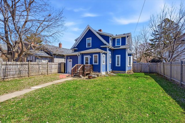 2840 28th Avenue S, Minneapolis, MN 55406