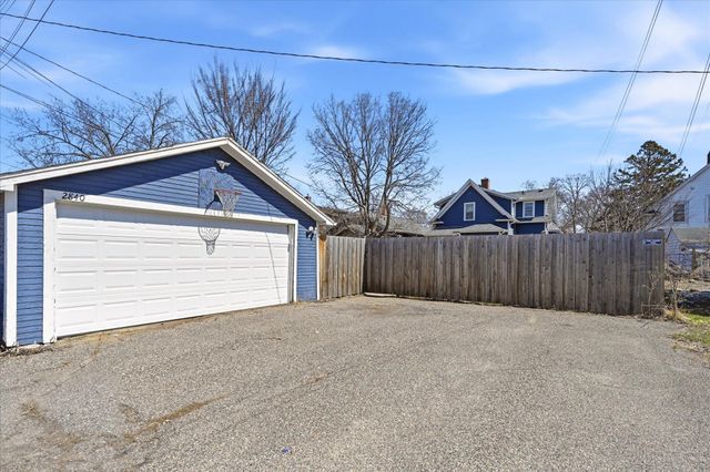 2840 28th Avenue S, Minneapolis, MN 55406