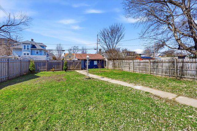 2840 28th Avenue S, Minneapolis, MN 55406